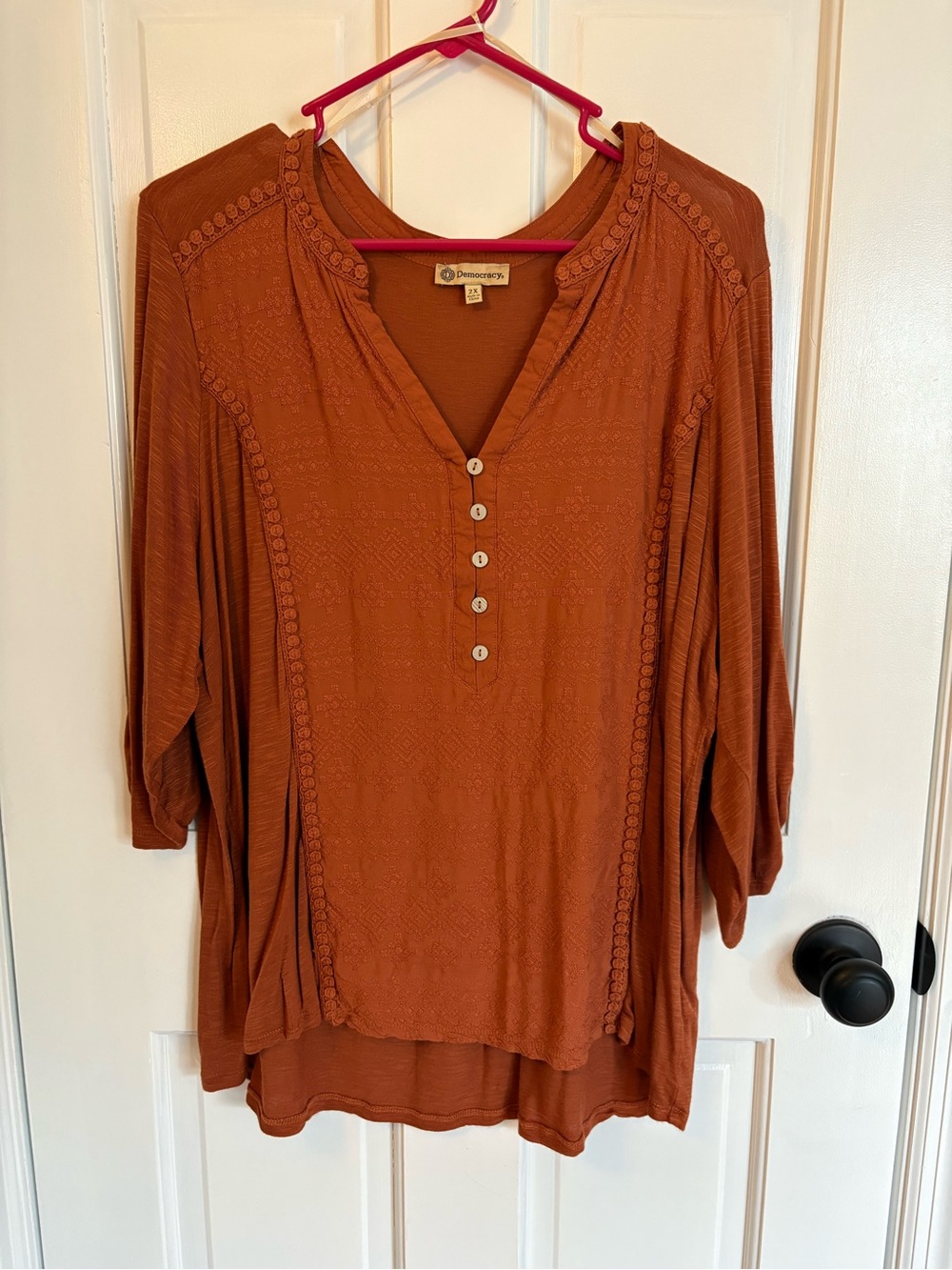 Democracy Women's Rust Button-Detail Boho V-Neck Tunic